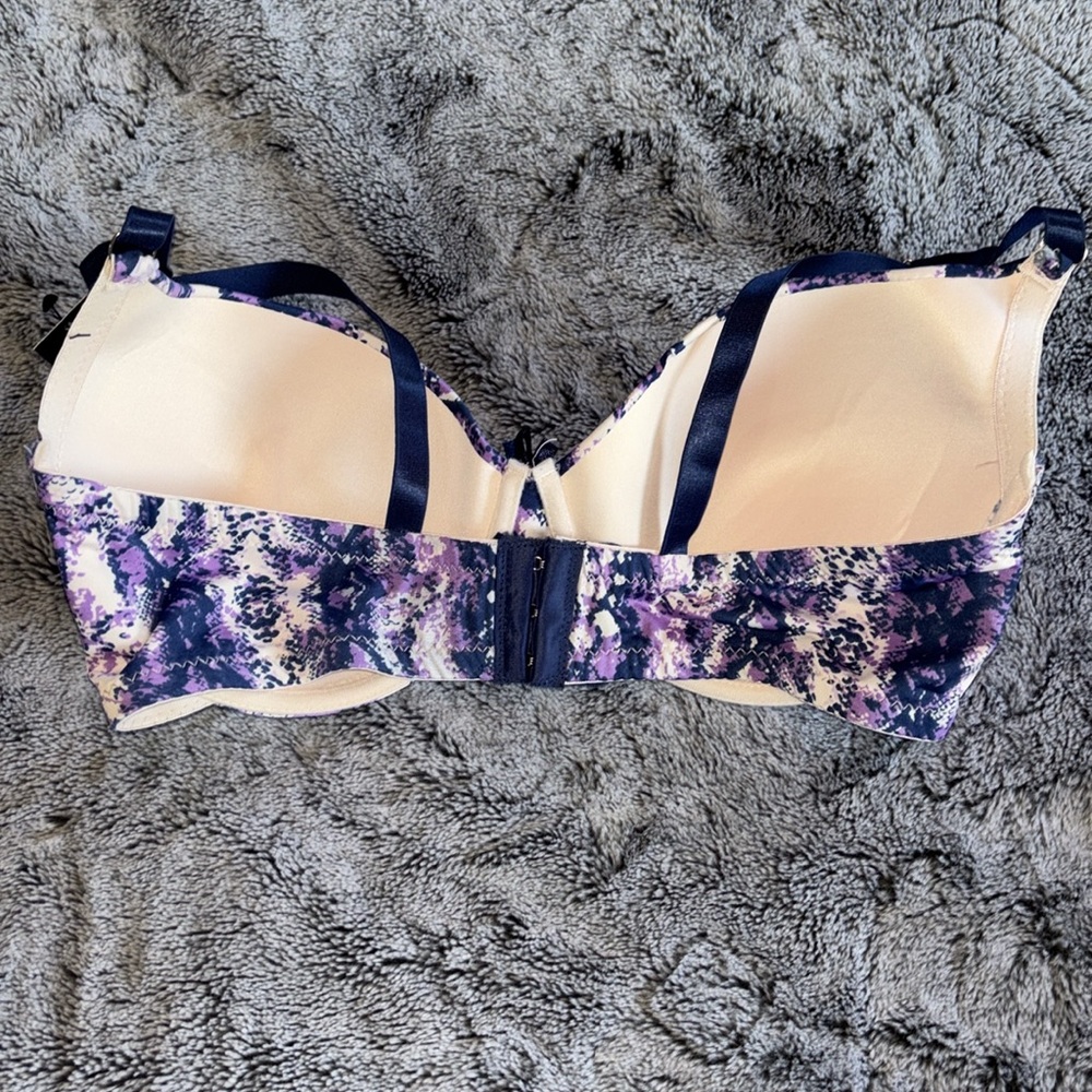 Bra - Picture 2 of 4
